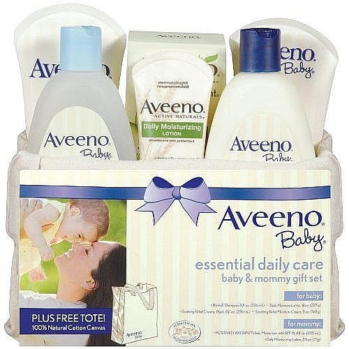 Bộ quà tặng chăm sóc hàng ngày Aveeno Baby Essential Daily Care for Baby & Mommy