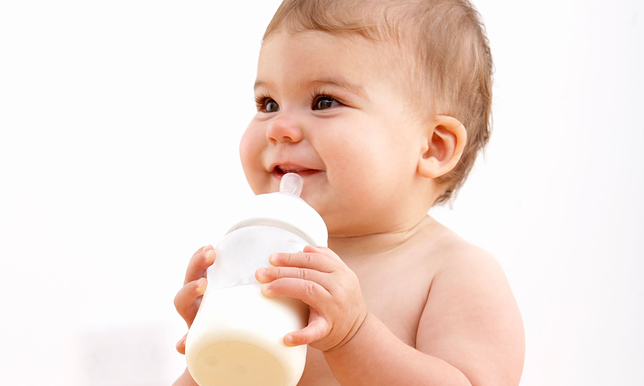 Mẹ Việt “loay hoay” chọn sữa công thức tốt cho con